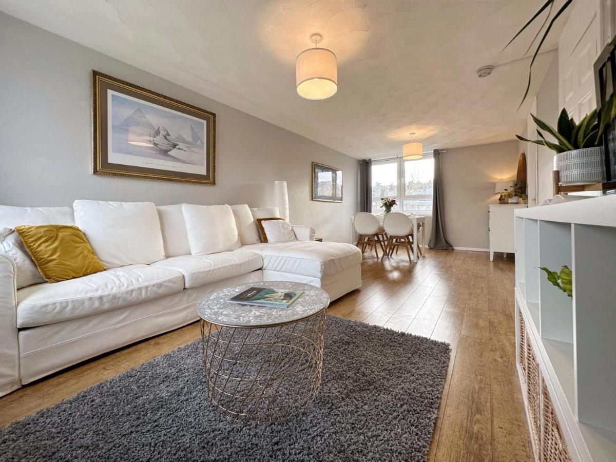 Scandi Style Apartment With Stunning Views 린리스고 외부 사진